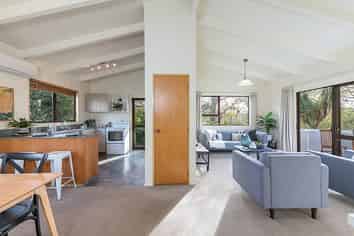 2/81 Campbell Street, Nelson South