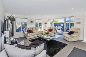 11 Globe Bay Drive, Templeton