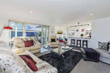 11 Globe Bay Drive, Templeton