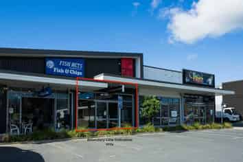 RETAIL, SHOWROOM, OFFICE, STUDIO-MANY OPTIONS