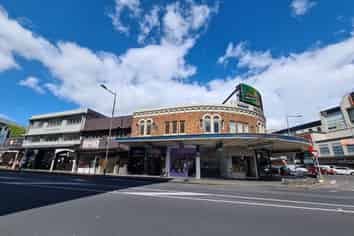 CBRE - Character Corner Office on Broadway