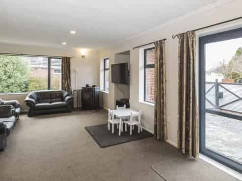 53 Liverton Crescent, Bishopdale