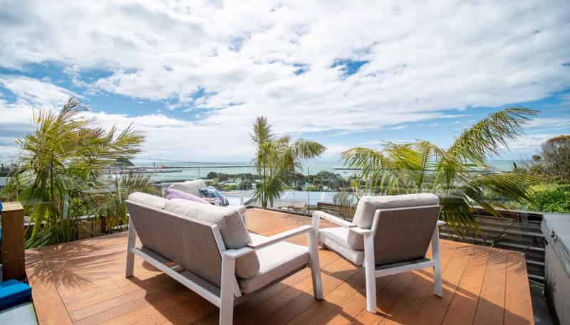 1 Mission Street, Moturoa