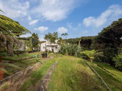 36 - 38 Lone Kauri Road, Karekare