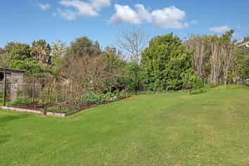 306 One Tree Point Rd, One Tree Point