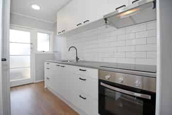 2/10 Lotus Lane, Mangere East