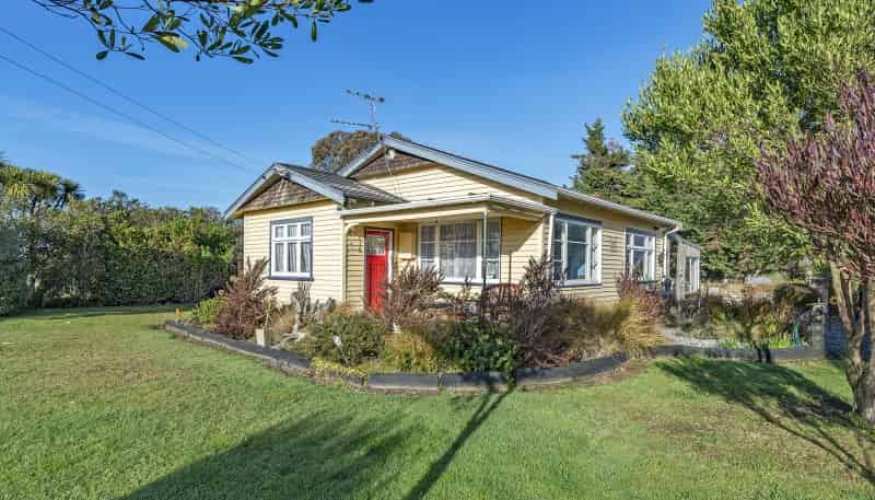 328 Leeston and Lake Road, Leeston