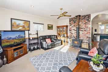 328 Leeston and Lake Road, Leeston