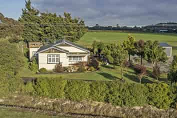 328 Leeston and Lake Road, Leeston