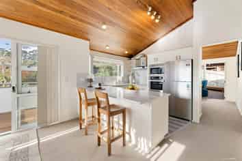 1/7 Delamare Court, Sunnynook