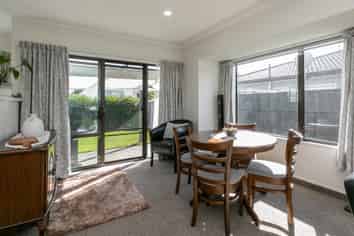 2/7 Gebbie Road, Taradale