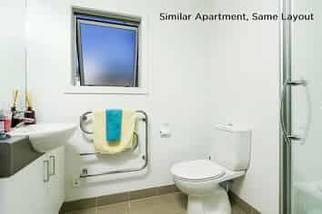 E18/71 Spencer Road, Oteha