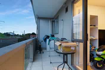 1E/21 St Judes Street, Avondale