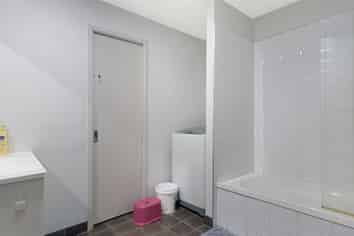 1E/21 St Judes Street, Avondale