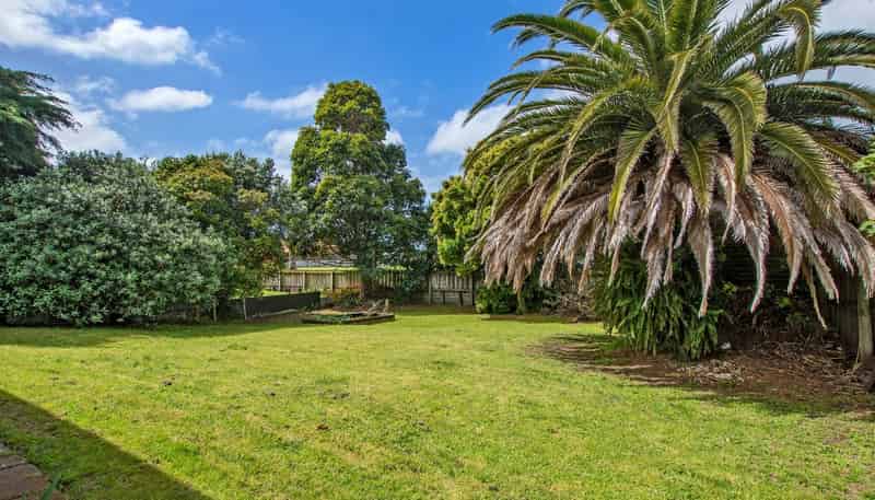 281 One Tree Point Road, One Tree Point