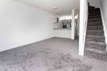 6/1 Coates Street, Hamilton East