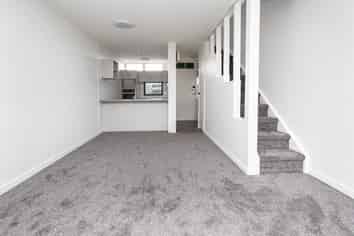 6/1 Coates Street, Hamilton East