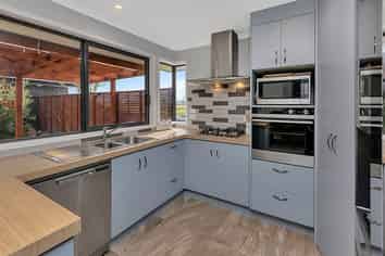 13 Powhaitere Road, One Tree Point