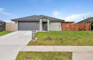13 Powhaitere Road, One Tree Point