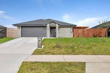 13 Powhaitere Road, One Tree Point