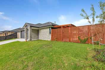13 Powhaitere Road, One Tree Point