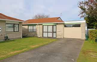 11b Rosalind Street, Stratford