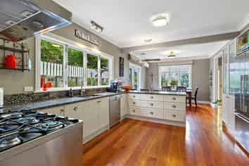 33 Clutha Avenue, Khandallah