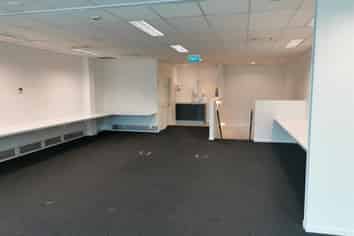 Industrial Heavy zoned warehouse and office