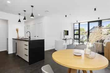 410/8 Kingsland Terrace, Kingsland
