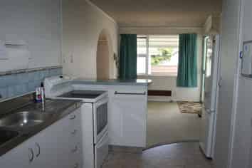 1/63 Clifton Drive, Waitara