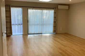 30/3 Hulme Place, Henderson