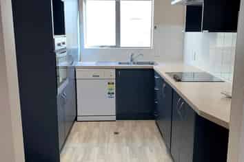 30/3 Hulme Place, Henderson