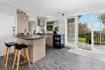 41 Island View Road, Western Heights