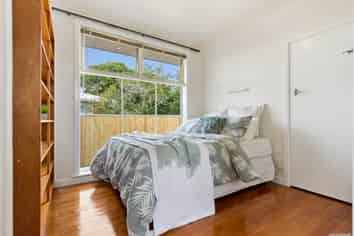 1/3 Springbank Lane, Te Atatu Peninsula