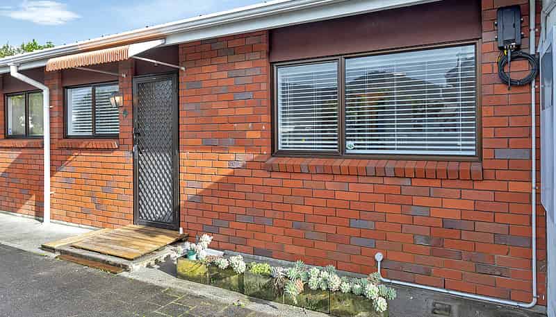 2/9 Cairnfield Road, Kensington