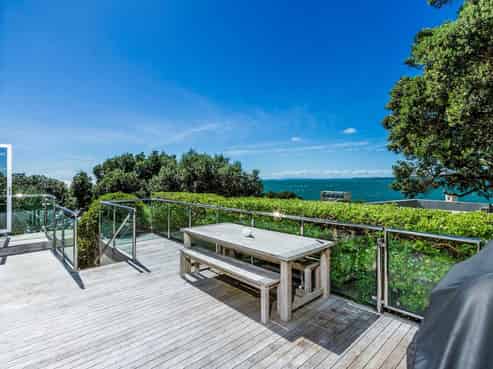 Auckland - Address withheld