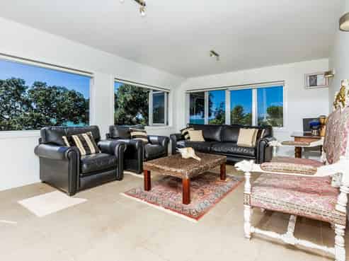 Auckland - Address withheld