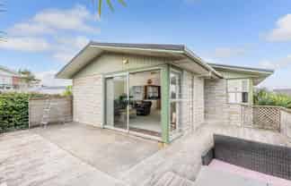 7 Ronald Algie Place, Saint Johns