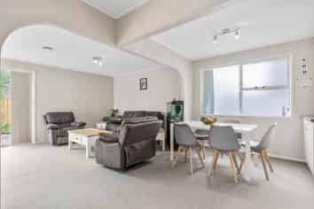 7 Ronald Algie Place, Saint Johns