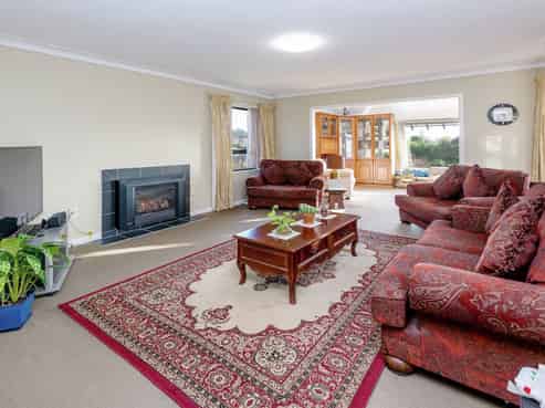 18 Evelyn Road, Cockle Bay