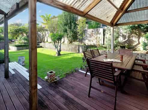 18 Evelyn Road, Cockle Bay