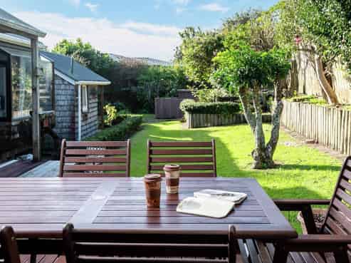 18 Evelyn Road, Cockle Bay