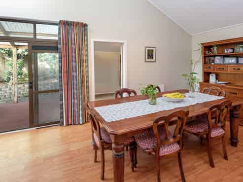 18 Evelyn Road, Cockle Bay