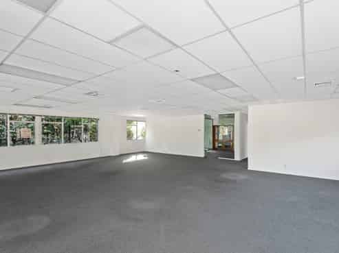 FANTASTIC OPPORTUNITY - 1,029M² WITH POTENTIAL