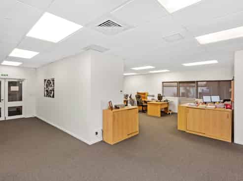 FANTASTIC OPPORTUNITY - 1,029M² WITH POTENTIAL