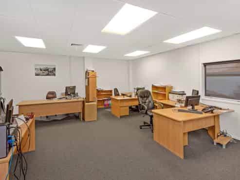 FANTASTIC OPPORTUNITY - 1,029M² WITH POTENTIAL