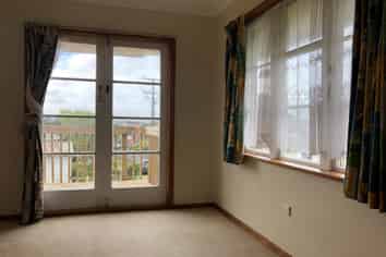 25 Lynwood Road, New Lynn