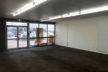 RETAIL CENTRAL OREWA LOCATION