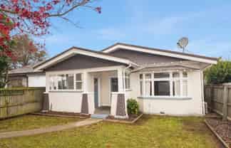 1/698 Gloucester Street, Linwood