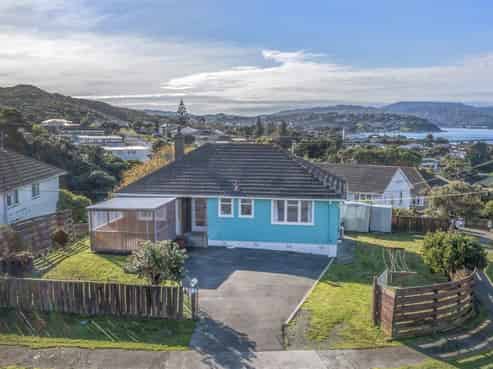 2 Ngahue Crescent, Elsdon